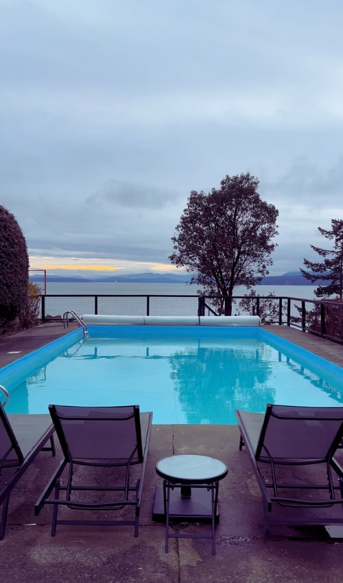 oceanfront pool at the Tides Pender Island hotel